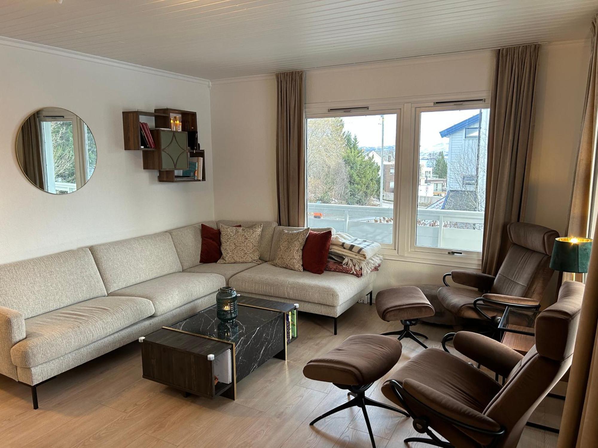 Arctic 3 Room Apartment - Aurora View - Free Parking Tromso Luaran gambar